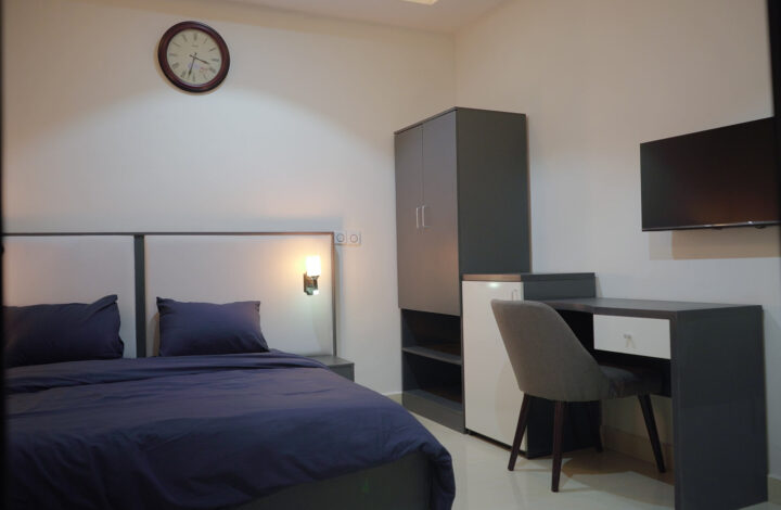 Studio Room